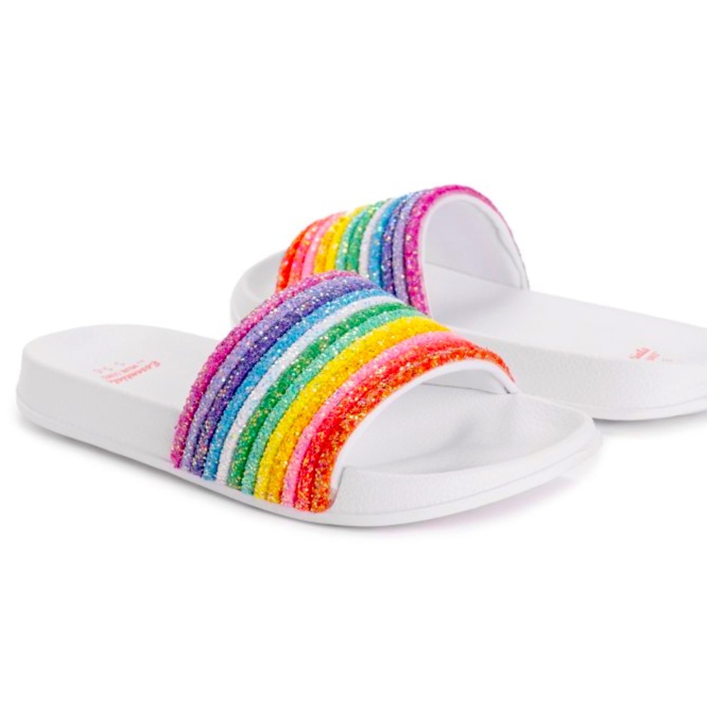 MukLuks Slides